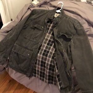 Jacket 4️⃣✖️2️⃣0️⃣heavy- warm for girl or guy